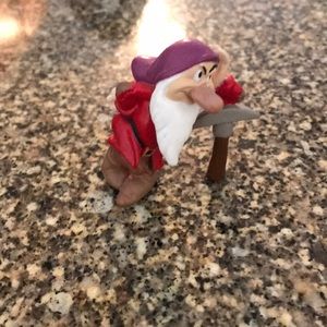 Meet your Posher, Daniela